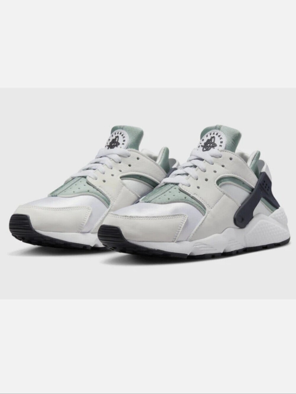 Nike Air Huarache Women's Sneakers Size 6.5